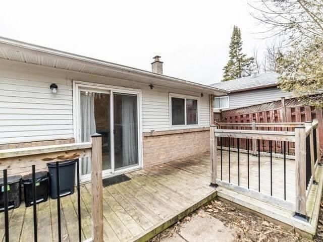 711 Down Cres, House detached with 3 bedrooms, 3 bathrooms and 5 parking in Oshawa ON | Image 7