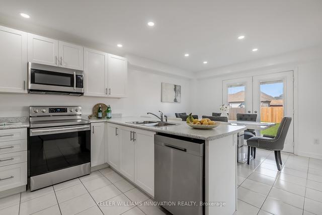 991 Hannah Ave S, House detached with 4 bedrooms, 3 bathrooms and 4 parking in North Perth ON | Image 2