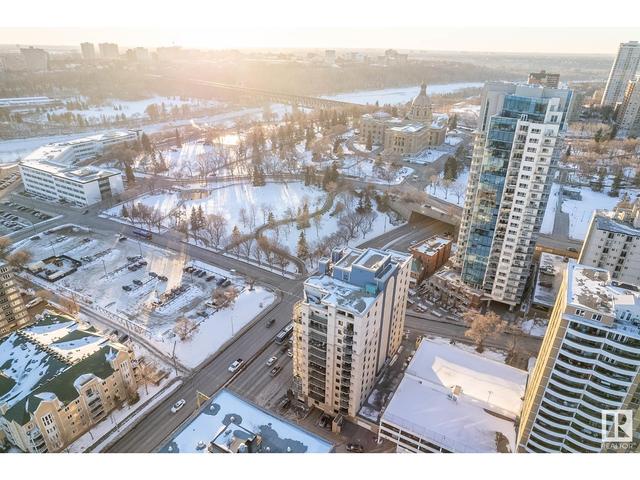 1002 - 9707 106 St Nw, Condo with 2 bedrooms, 2 bathrooms and 2 parking in Edmonton AB | Image 2
