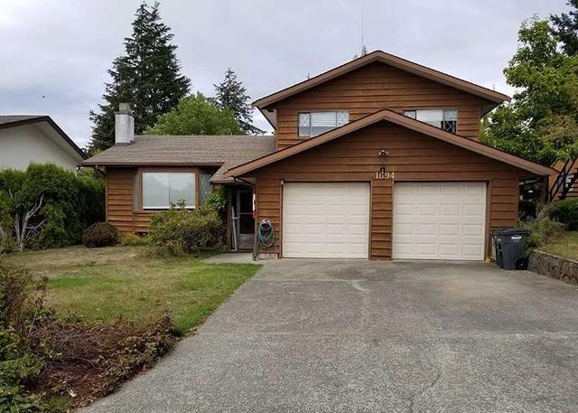 1694 Brousson Dr, House detached with 3 bedrooms, 3 bathrooms and 6 parking in Saanich BC | Image 1