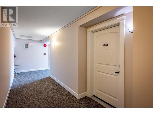 305 - 10529 Powley Court, Condo with 2 bedrooms, 2 bathrooms and 2 parking in Lake Country BC | Image 27