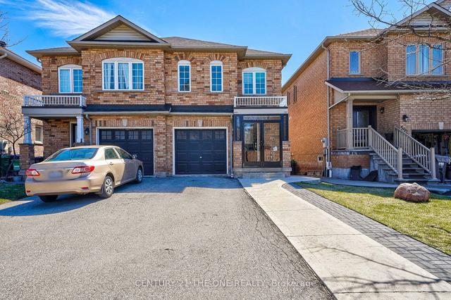 588 Dolly Bird Lane, House semidetached with 3 bedrooms, 4 bathrooms and 5 parking in Mississauga ON | Image 1