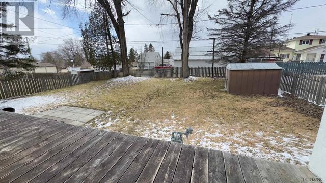 347 Third Ave, House detached with 4 bedrooms, 1 bathrooms and null parking in Cochrane ON | Image 14