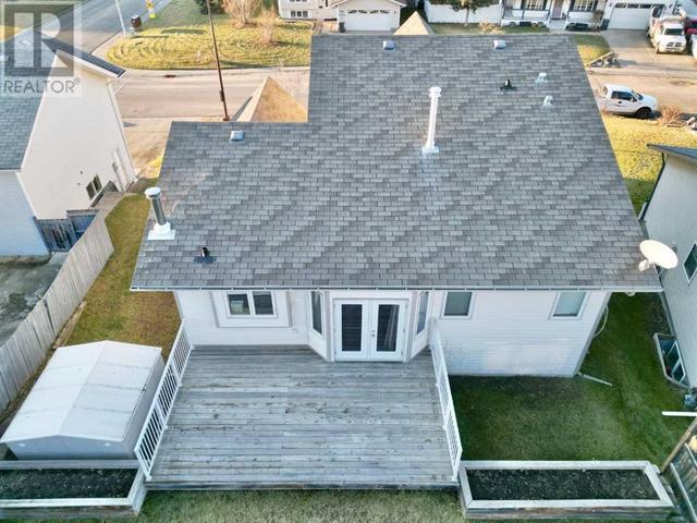 7013 99 Street, House detached with 4 bedrooms, 2 bathrooms and 4 parking in Peace River AB | Image 37