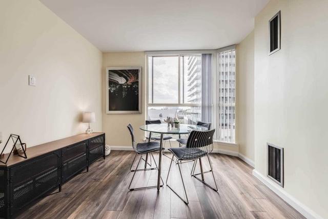 712 - 1055 Bay St, Condo with 1 bedrooms, 1 bathrooms and 1 parking in Toronto ON | Image 11