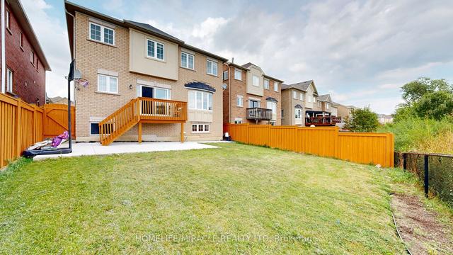 20 Oakhaven Rd, House detached with 5 bedrooms, 6 bathrooms and 7 parking in Brampton ON | Image 35