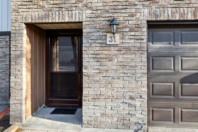 31 - 221 Ormond Dr, Townhouse with 3 bedrooms, 2 bathrooms and 2 parking in Oshawa ON | Image 8