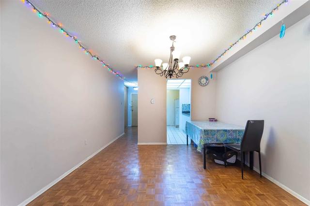 606 - 4 Lisa St W, Condo with 2 bedrooms, 1 bathrooms and 1 parking in Brampton ON | Image 14