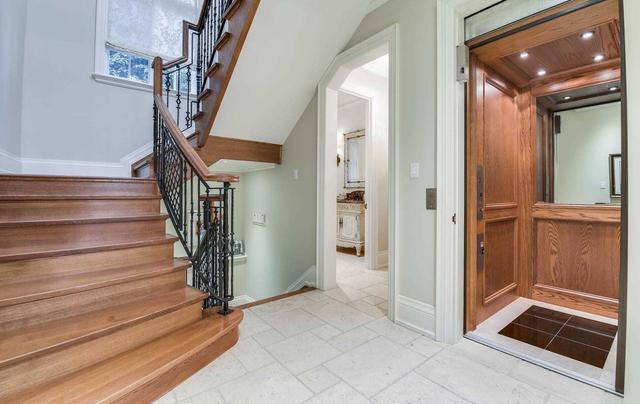 368 Russell Hill Rd, House detached with 4 bedrooms, 7 bathrooms and 6 parking in Toronto ON | Image 30