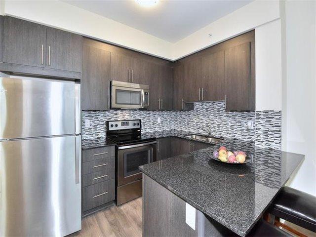 1001 - 45 Yorkland Blvd, Condo with 1 bedrooms, 1 bathrooms and 1 parking in Brampton ON | Image 10