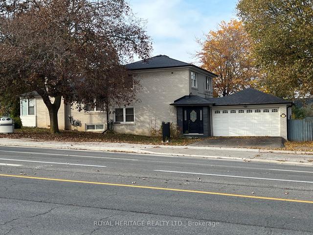 1 Henderson Ave, House detached with 2 bedrooms, 2 bathrooms and 6 parking in Markham ON | Image 2