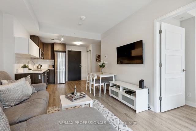 504 - 1 Neighbourhood Lane, Condo with 1 bedrooms, 1 bathrooms and 1 parking in Toronto ON | Image 6