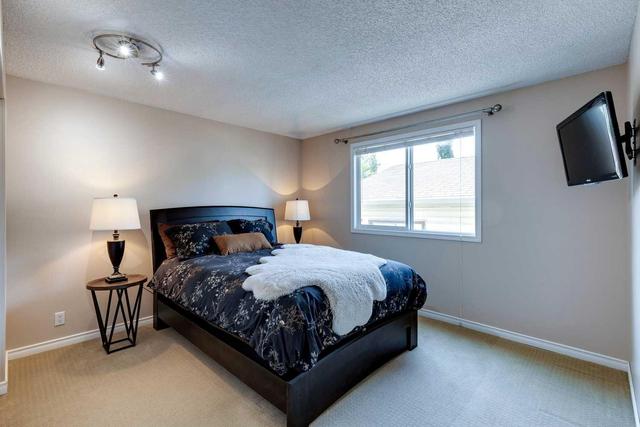 1035 Riverbend Drive Se, House detached with 4 bedrooms, 2 bathrooms and 2 parking in Calgary AB | Image 15