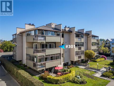 301 - 920 Park Blvd, Condo with 2 bedrooms, 2 bathrooms and 1 parking in Victoria BC | Card Image