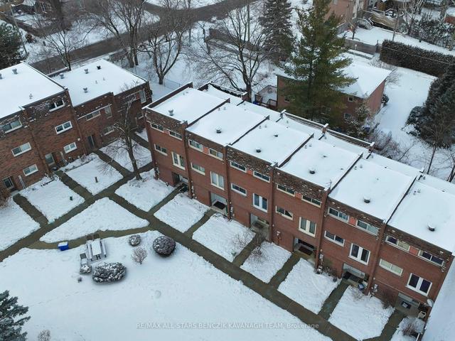 139 Wales Ave, Townhouse with 3 bedrooms, 2 bathrooms and 1 parking in Markham ON | Image 16