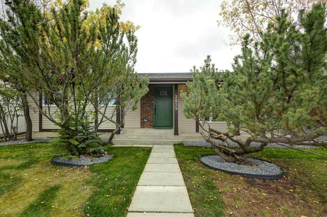 2839 Cedar Ridge Drive Sw, House detached with 4 bedrooms, 3 bathrooms and 5 parking in Calgary AB | Image 28