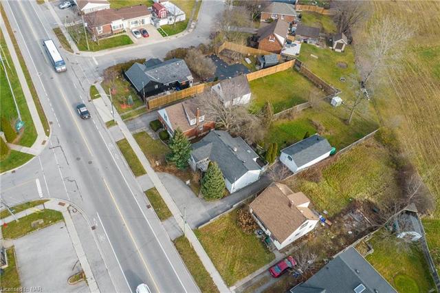 4966 Stanley Avenue, House detached with 2 bedrooms, 2 bathrooms and 4 parking in Niagara Falls ON | Image 10
