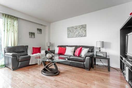 36 - 50 Blackwell Ave, Townhouse with 3 bedrooms, 2 bathrooms and 1 parking in Toronto ON | Image 4