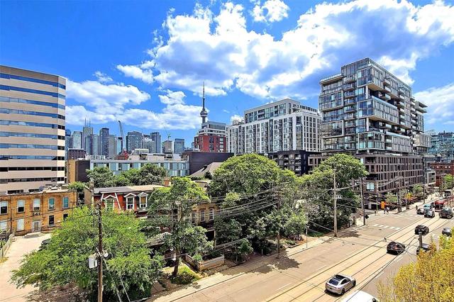 606 - 140 Bathurst St, Condo with 2 bedrooms, 1 bathrooms and 1 parking in Toronto ON | Image 21