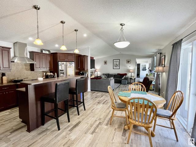 537 Maple Wood Cr Nw, Home with 3 bedrooms, 2 bathrooms and null parking in Edmonton AB | Image 22