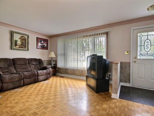975 Maple Ave, House detached with 3 bedrooms, 1 bathrooms and 6 parking in LaSalle ON | Image 9