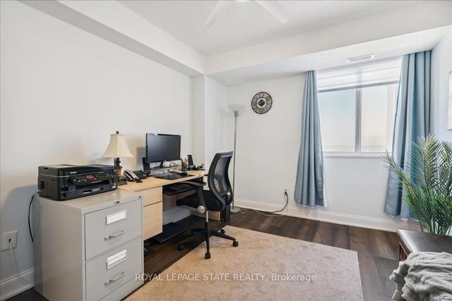 404 - 301 Frances Ave, Condo with 3 bedrooms, 2 bathrooms and 1 parking in Hamilton ON | Image 18