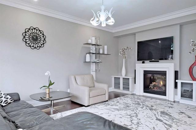 99 Abner Miles Dr, House detached with 5 bedrooms, 6 bathrooms and 4 parking in Vaughan ON | Image 14