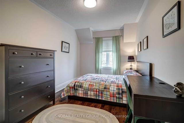 15 - 208 La Rose Ave, Townhouse with 3 bedrooms, 4 bathrooms and 2 parking in Toronto ON | Image 13