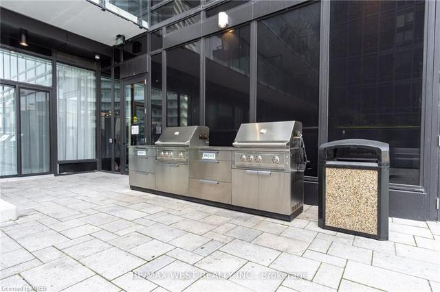 315 - 4208 Dundas Street West Street W, House attached with 2 bedrooms, 2 bathrooms and 1 parking in Toronto ON | Image 3