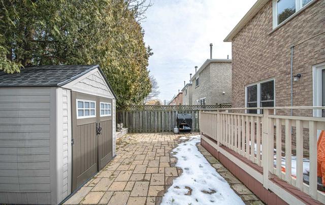 8 Cluett Dr, House attached with 4 bedrooms, 3 bathrooms and 5.5 parking in Ajax ON | Image 21