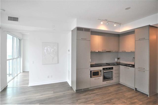 2212 - 87 Peter St, Condo with 1 bedrooms, 1 bathrooms and 0 parking in Toronto ON | Image 17