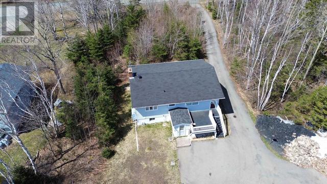 1262 Lingan Road, House detached with 4 bedrooms, 2 bathrooms and null parking in Cape Breton NS | Image 5