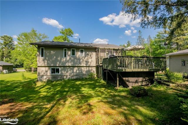 1036 Post Road, House detached with 4 bedrooms, 2 bathrooms and null parking in Bracebridge ON | Image 32
