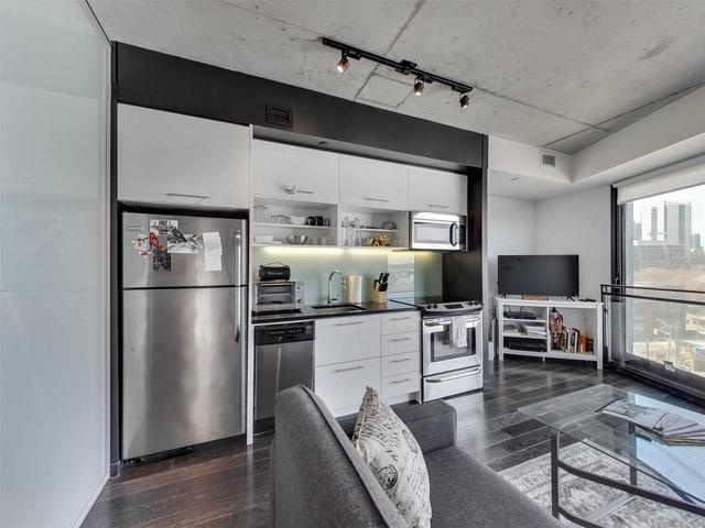 724 - 51 Trolley Cres, Condo with 1 bedrooms, 1 bathrooms and 0 parking in Toronto ON | Image 12