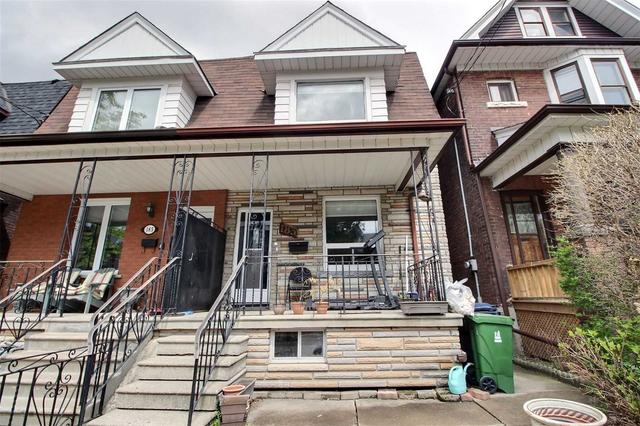 183 Margueretta St, House semidetached with 5 bedrooms, 3 bathrooms and 3 parking in Toronto ON | Image 4