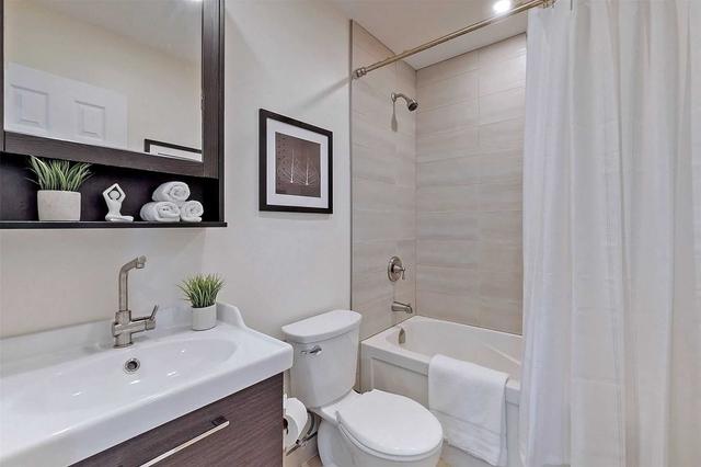 9 Lucas Lane, Condo with 2 bedrooms, 1 bathrooms and 2 parking in Ajax ON | Image 11