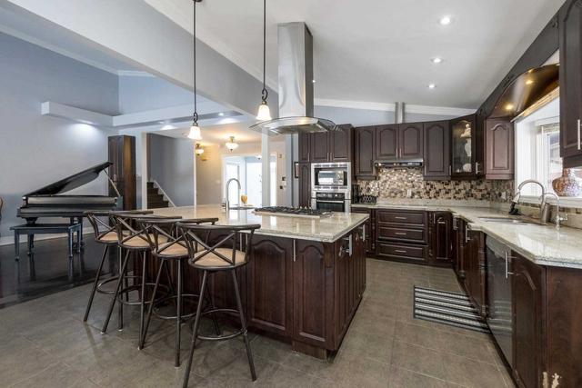 116 Laurentide Dr, House detached with 5 bedrooms, 5 bathrooms and 8 parking in Toronto ON | Image 15