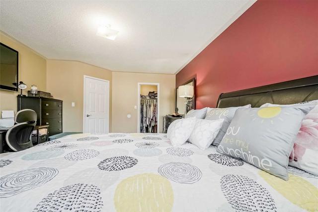 28 Commodore Dr, House semidetached with 4 bedrooms, 4 bathrooms and 3 parking in Brampton ON | Image 11