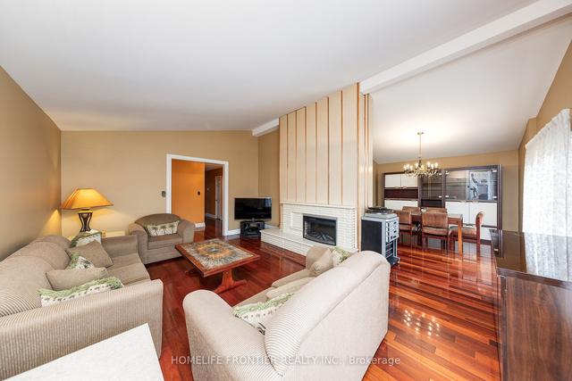 6 Blithfield Ave, House detached with 4 bedrooms, 3 bathrooms and 7 parking in Toronto ON | Image 22