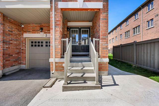 3 Shiff Cres, House attached with 4 bedrooms, 4 bathrooms and 3 parking in Brampton ON | Image 33