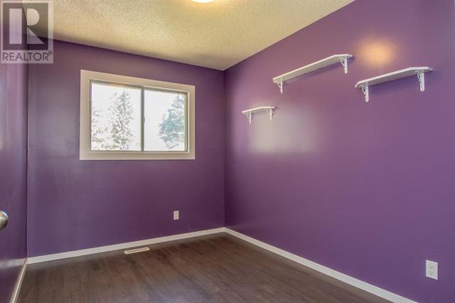 9514 103 Avenue, House detached with 4 bedrooms, 2 bathrooms and 3 parking in Grande Prairie AB | Image 15