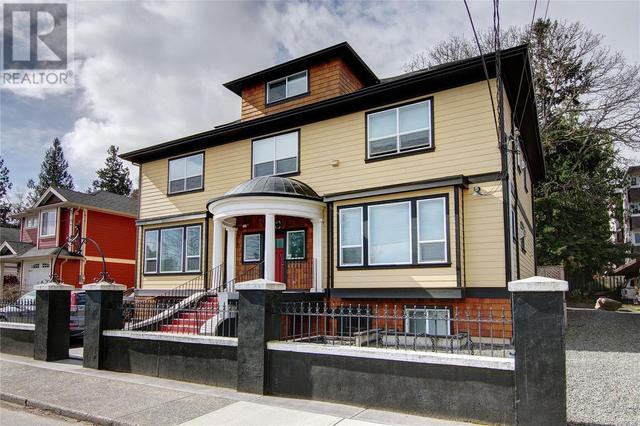 1064 Beverley Pl, House detached with 13 bedrooms, 7 bathrooms and 3 parking in Victoria BC | Image 48