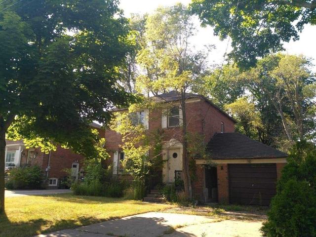 38 Ridgevale Dr, House detached with 3 bedrooms, 2 bathrooms and 2 parking in Toronto ON | Image 4