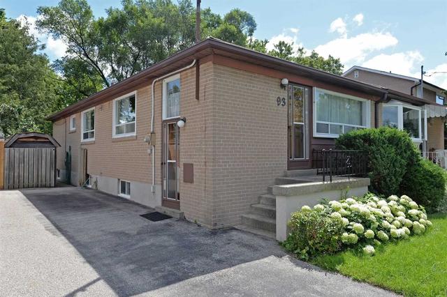 93 Overture Rd, House semidetached with 3 bedrooms, 2 bathrooms and 2 parking in Toronto ON | Image 12