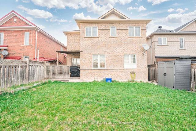 8 Alfonso Cres, House detached with 4 bedrooms, 4 bathrooms and 6 parking in Brampton ON | Image 29