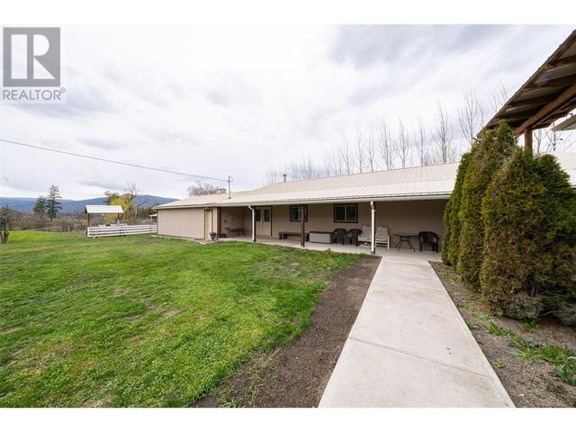3323 Powerhouse Road, House detached with 4 bedrooms, 3 bathrooms and 4 parking in Spallumcheen BC | Image 6