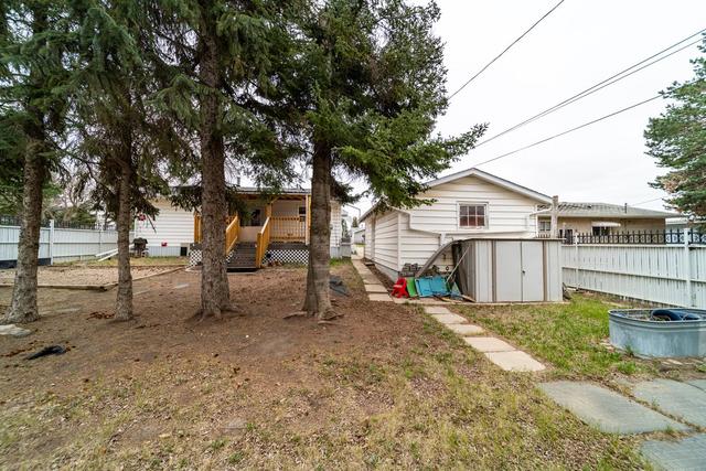 5530 49 Street, House detached with 3 bedrooms, 2 bathrooms and 3 parking in Provost AB | Image 20