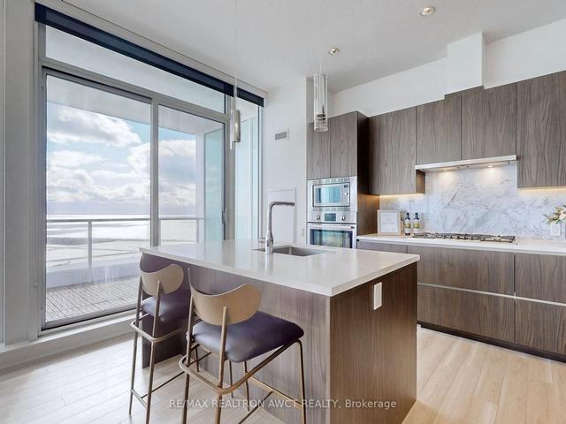 ph02 - 17 Bathurst St, Condo with 3 bedrooms, 3 bathrooms and 2 parking in Toronto ON | Image 3