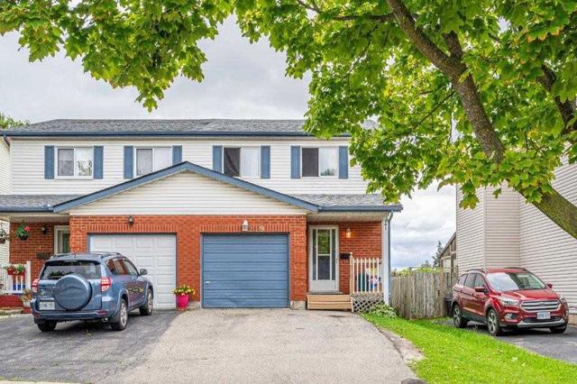 219 Grulke St, House semidetached with 3 bedrooms, 2 bathrooms and 3 parking in Kitchener ON | Image 2