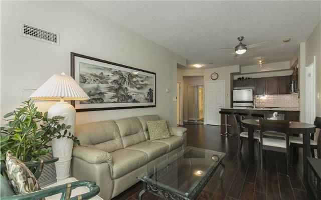 809 - 3504 Hurontario St, Condo with 2 bedrooms, 2 bathrooms and 2 parking in Mississauga ON | Image 6